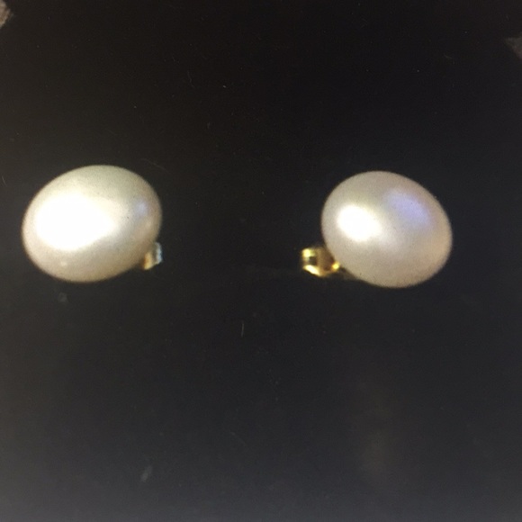Jewelry - Restocked 5⭐️Gold 14K south sea pearl studs